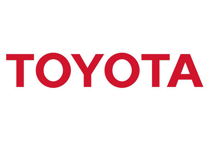 Toyota steigert Absatz und Umsatz.